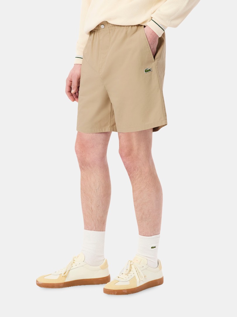 Cal��es Lacoste