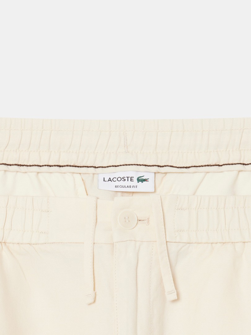 Cal��es Lacoste