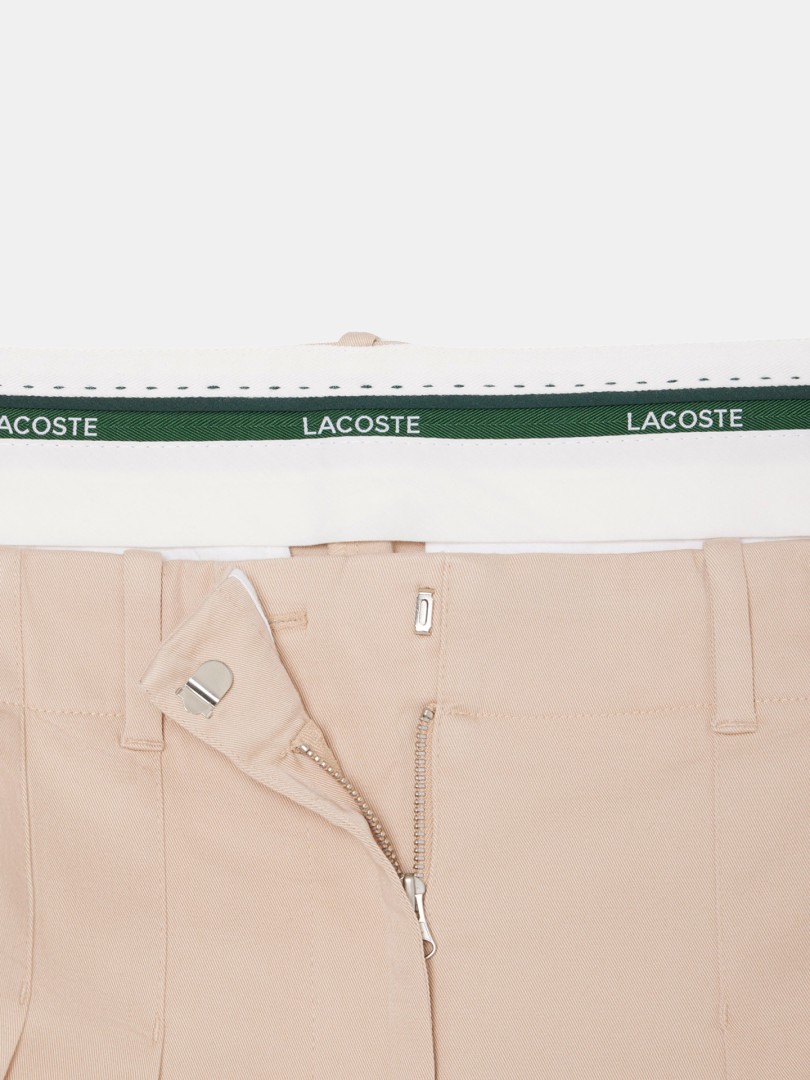 Cal�as Lacoste