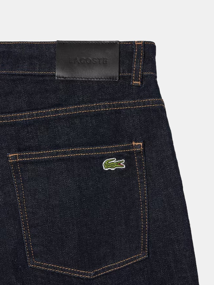 Cal�as Lacoste