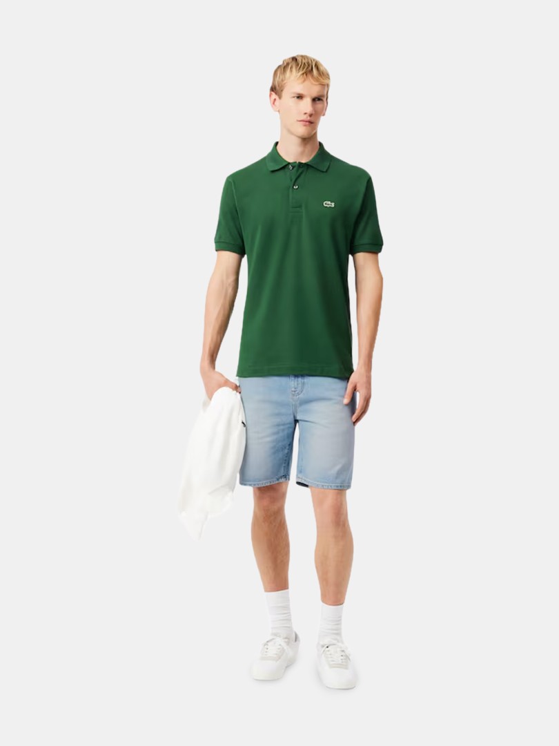 Cal��es Lacoste