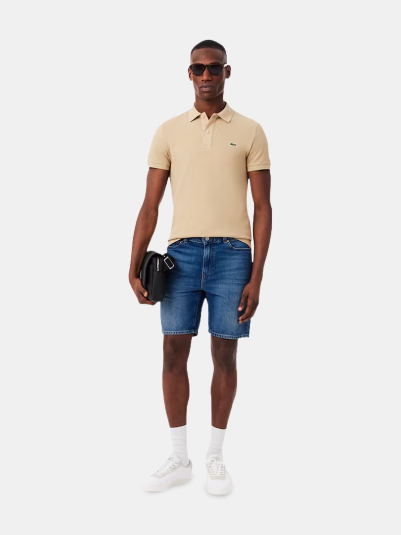 Cal��es Lacoste